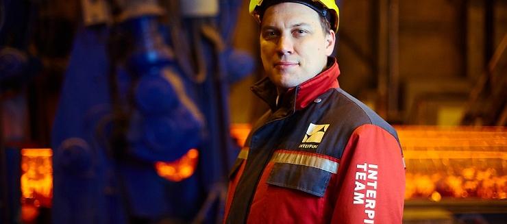 Globalization – Customer centricity – Horizontal integration